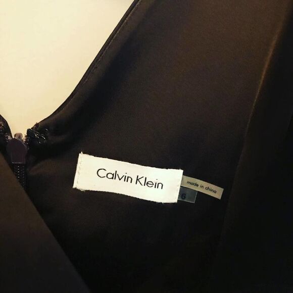 Calvin Klein dress - Picture 4 of 4